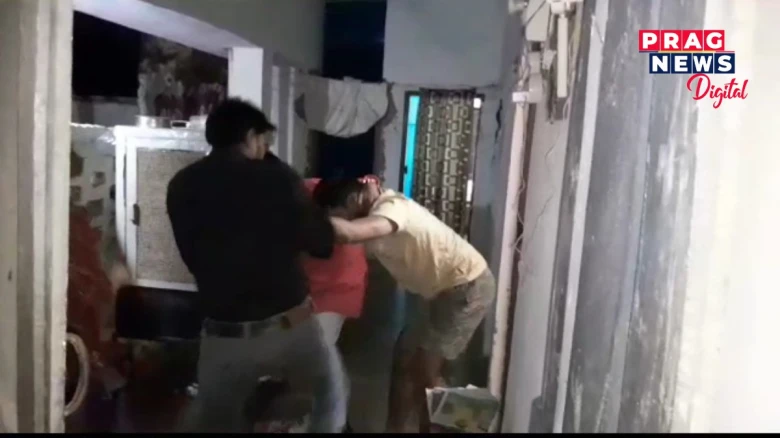 পত্নী মাতৃগৃহত; ঘৰলৈ প্ৰেমিকাক আনি প্ৰেমত মত্ত স্বামী! দুই খুলশালীয়ে মাধমাৰ দিলে ভিনীহিক