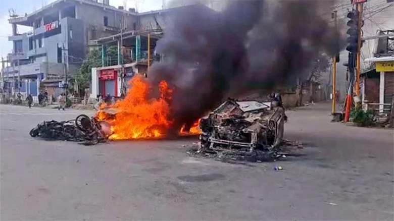 Manipur: Tension prevails in Moreh district after miscreants burn down houses