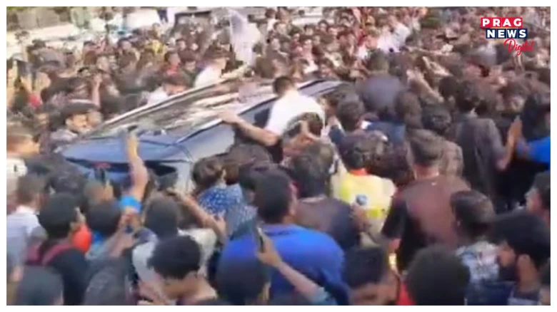 অনুৰাগীৰ উন্মাদনা! কেৰেলাত ক্ষতিগ্ৰস্ত হ’ল থালাপথী বিজয়ৰ গাড়ী