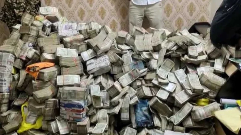 Wife of Jharkhand Minister's aide questioned after Rs 37 crore seized in ED raids