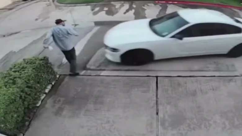 Horrific Incident in Houston: Trans Woman Runs Over Man with Car, Stabs Him 9 Times, and Kisses His Body