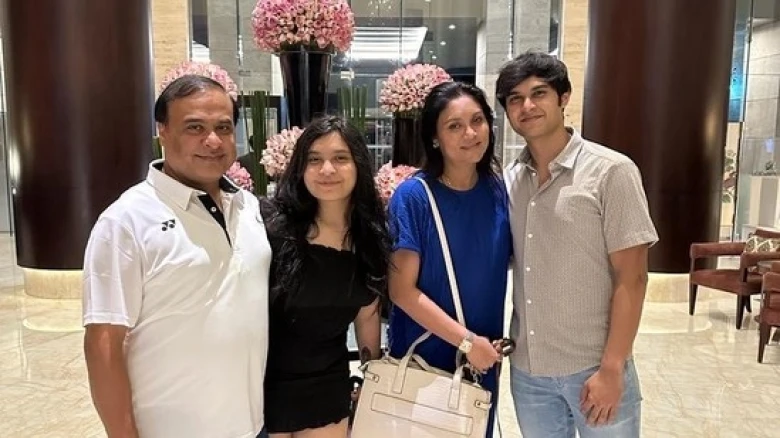 ব্যক্তিগত ভ্রমণসূচীৰে সপৰিয়ালে নেডাৰলেণ্ডলৈ মুখ্যমন্ত্রী ড° শর্মা