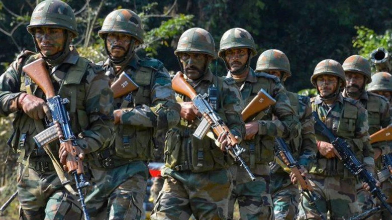 অৰ্ধসামৰিক বাহিনীৰ জোৱানৰ সকলো ছুটী বাতিল